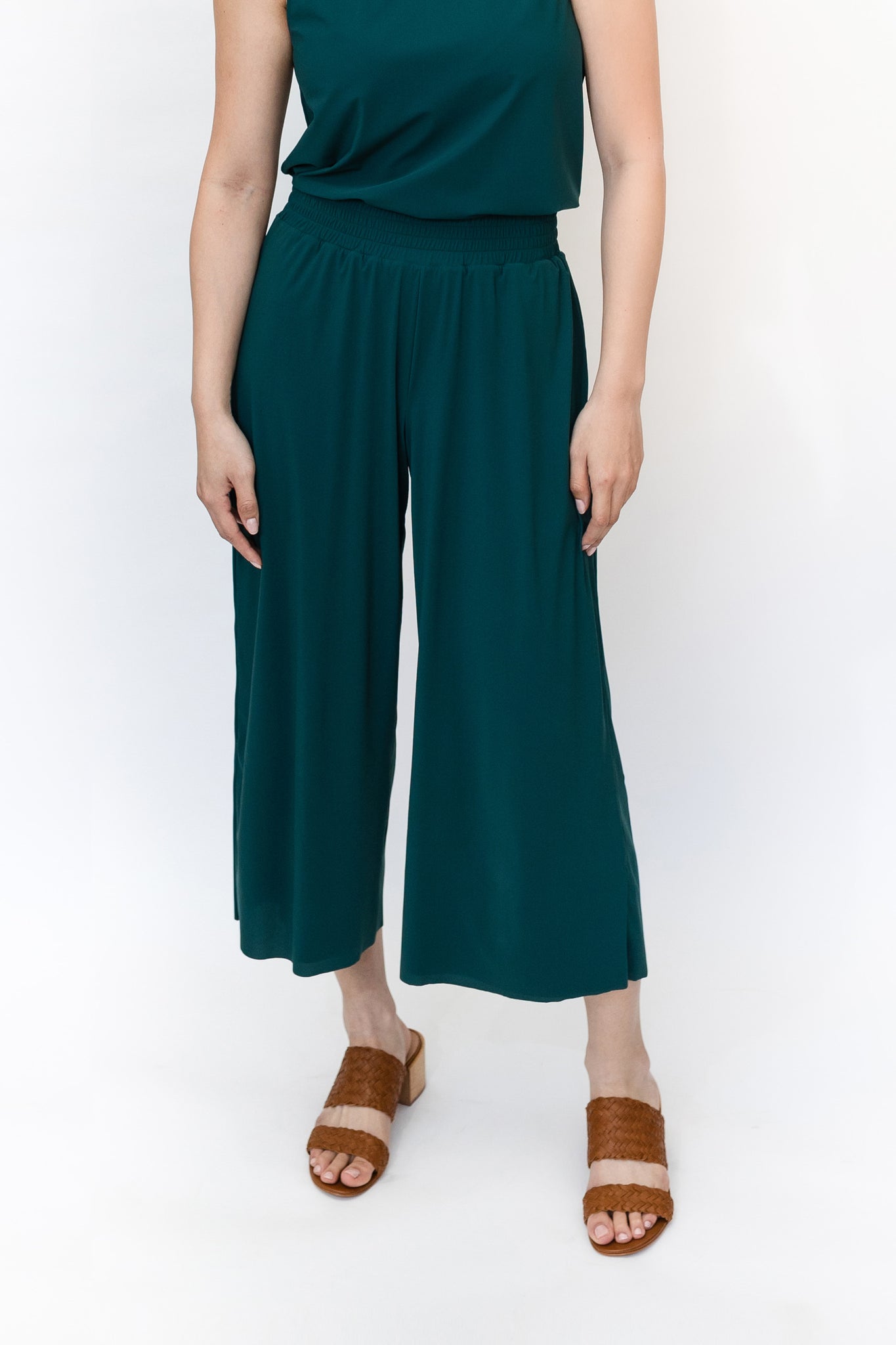 Every Wear Crop Pants
